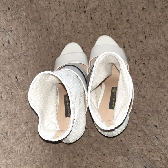 RUTHIE DAVIS X DISNEY PRINCESS-White Perforated Leather Stiletto-Sz 37-Excellent - Picture 6 of 7